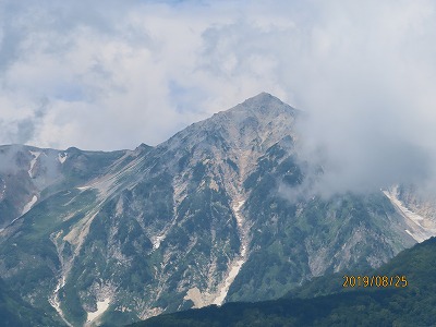 標高1 289mの白馬岩岳山頂にスノーピーク監修の絶景マウンテンリゾート