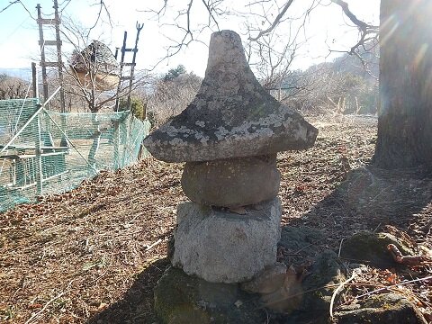 3.210212高部　祠.jpg